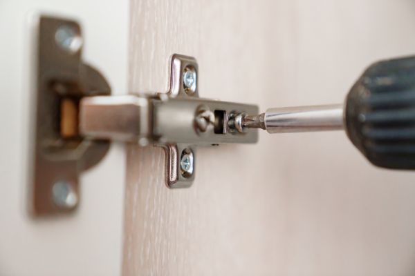 Professional Cupboard Hinge Repair